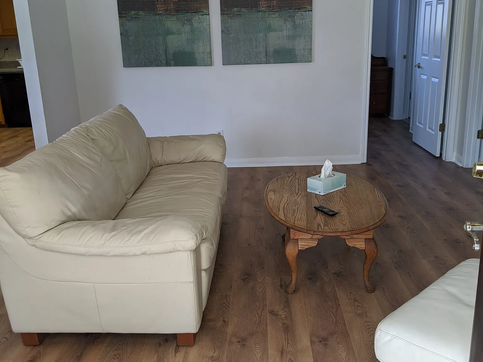 3 bed, 2.5 bath, 1450 sqft, $1,800 — Photo 3