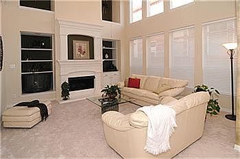 4th image of 2204 Bear Lake Dr
