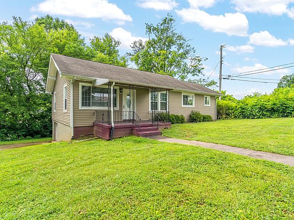 3rd image of 160 Hillview Ave