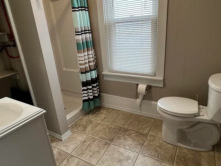 14 E Pine St #2 — Photo 3