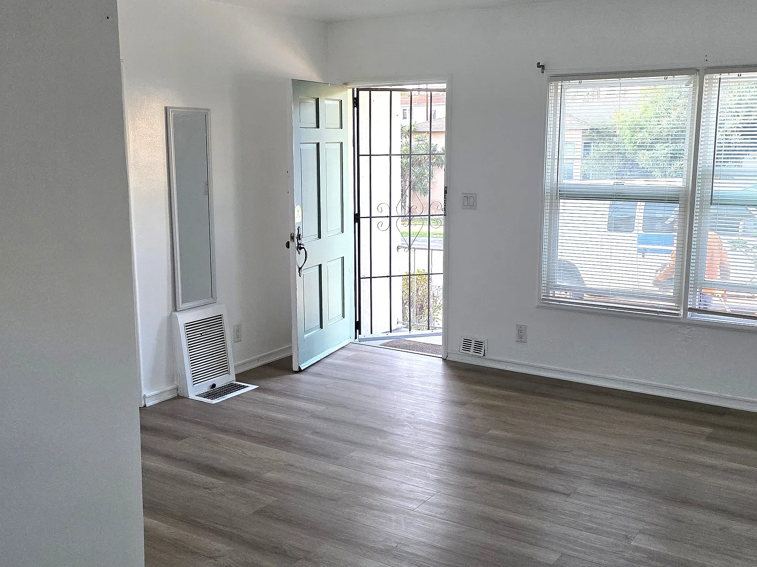 1 bed, 455 sqft, $2,095 — Photo 4