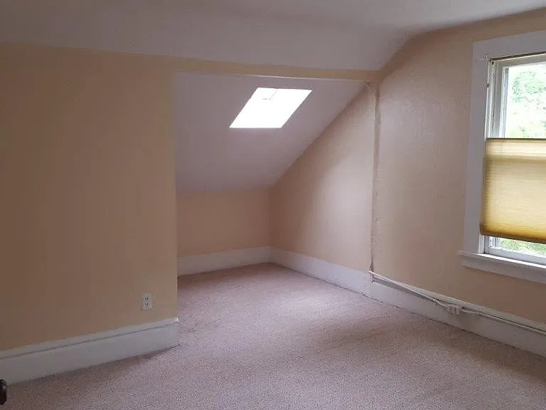 2156 Harris St — Photo 6