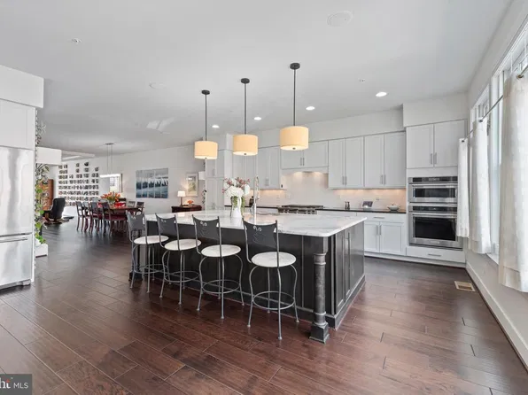 922 S Streeper St, Baltimore, MD 21224
