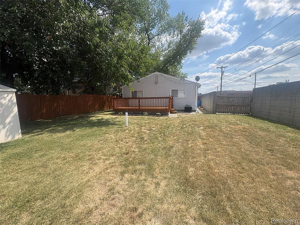 33 E Brockton Ave, photo 8