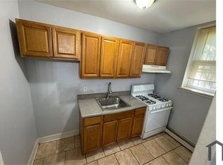323 Sanford Ave APT B2, Newark, NJ 07106