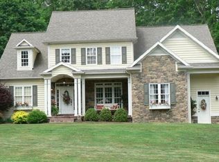 4 Hemlock Dr, Petersburg, WV 26847