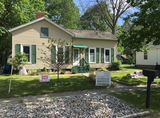 418 Division St, Eaton Rapids, MI 48827
