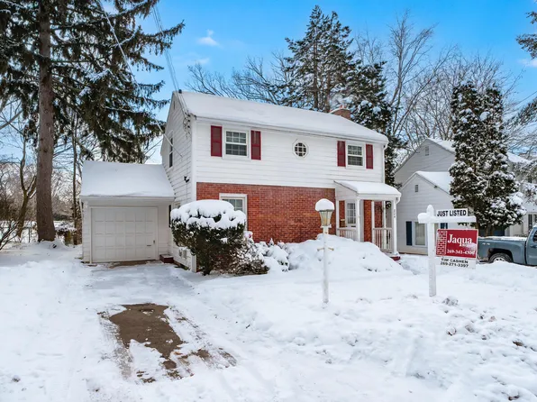 824 Lakeway Ave, Kalamazoo, MI 49001