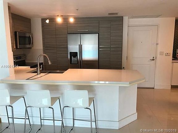 5th image of 1250 S Miami Ave #1705