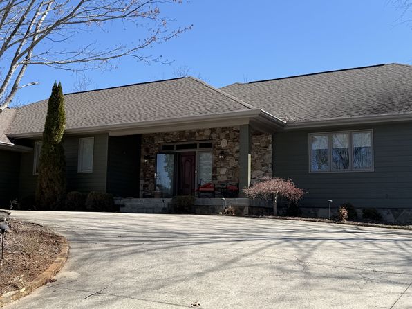 139 Summit Dr