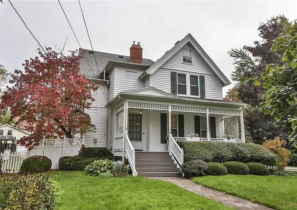 1st image of 8 Browns Ave