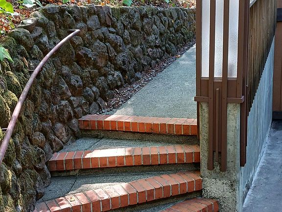 Large arts & crafts inspired light post will also illuminate the entry.