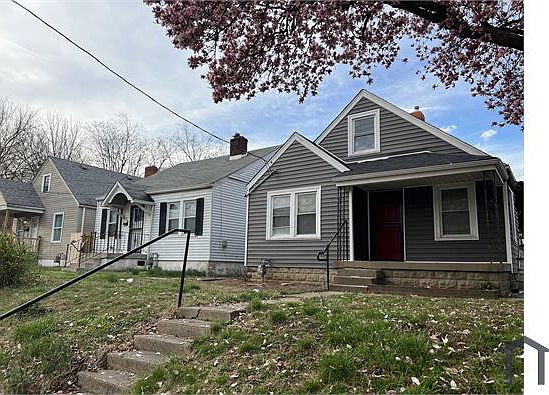 2nd image of 819 W Whitney Ave