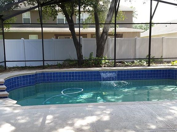 5th image of 251 Blue Water St