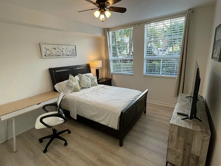 600 S Dixie Hwy #534 — Photo 16
