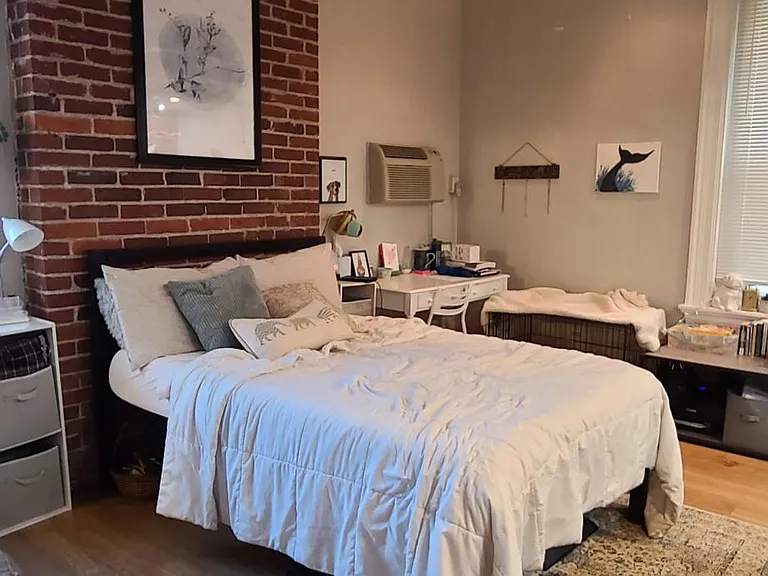 146 S Fairmount St #3 — Photo 3