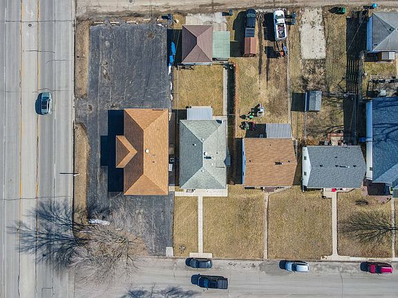 4th image of 284 N Clinton Ave