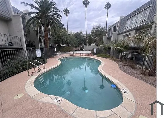 1010 E Osborn Rd #A — Photo 31
