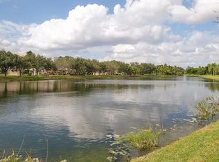 8834 E Bay Cir, Fort Myers, FL 33908