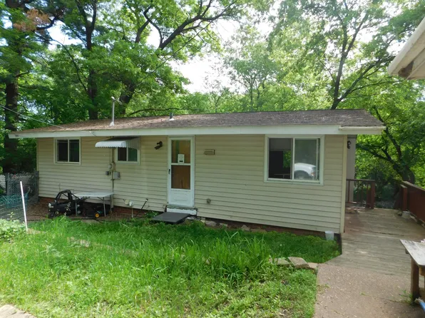 1812 Broadway St S, Menomonie, WI 54751