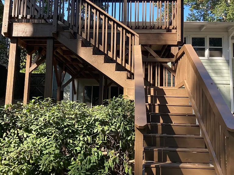 1103 Palafox Dr NE — Photo 32