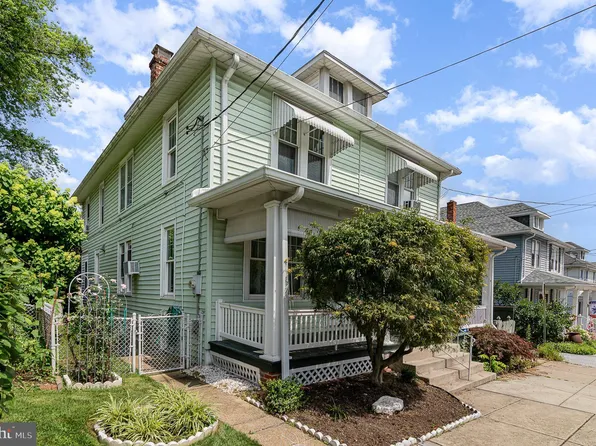 403 9th St, New Cumberland, PA 17070