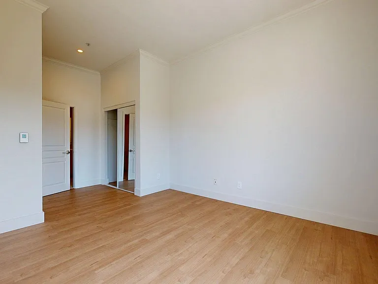 3322 Buchanan St #306 — Photo 11