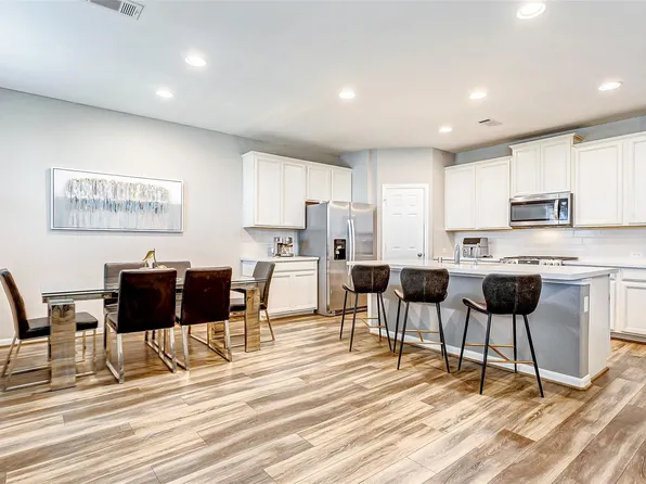 2110 Falcon Brook Dr, Katy, TX 77494