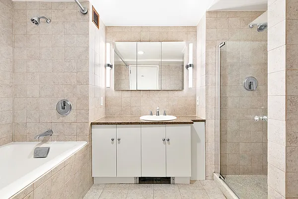 Rented by Compass | media 15