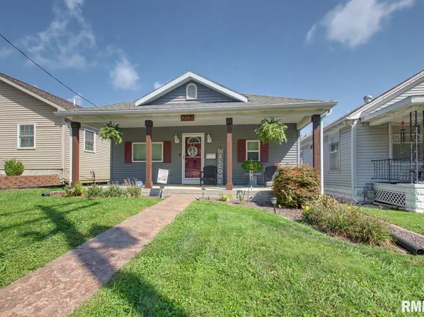 2731 Chestnut St, Quincy, IL 62301