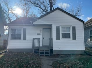 1333 Hinkley Ave NW, Cedar Rapids, IA 52405