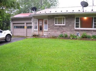 8352 National Pike, Addison, PA 15411