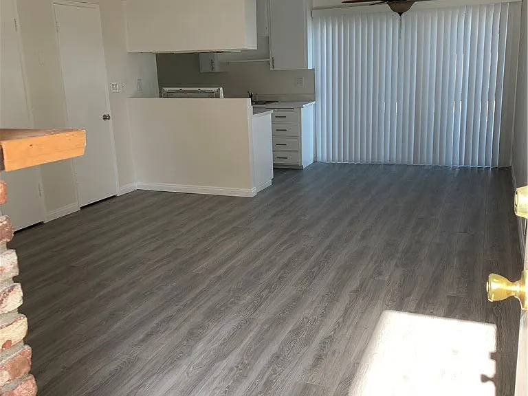 656 Lemar Park Dr — Photo 4