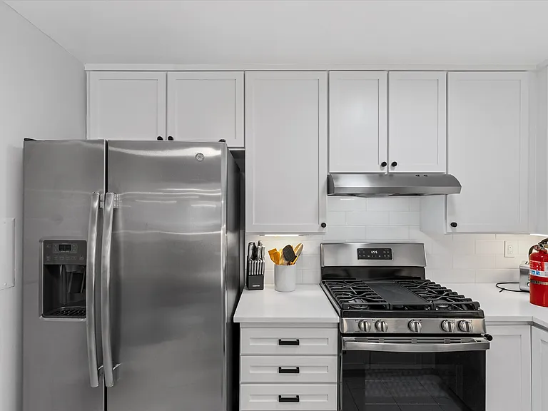 4545 Macarthur Blvd NW #107 — Photo 6