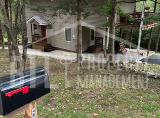 513 Lakewood Rd, Branson, MO 65616