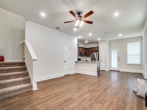 5th image of 10344 W Lynwood Ave #102