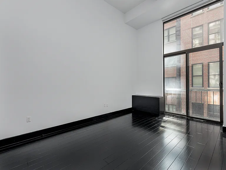 254 Park Ave S #4P — Photo 5