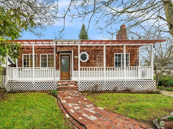 15262 6th Avenue NE, Shoreline, WA 98155