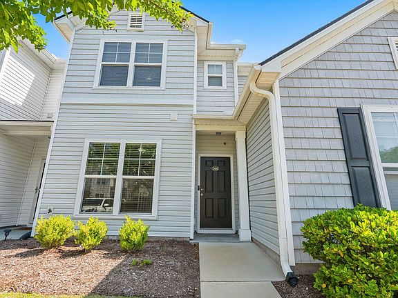 2nd image of 306 Castle Dr. #306