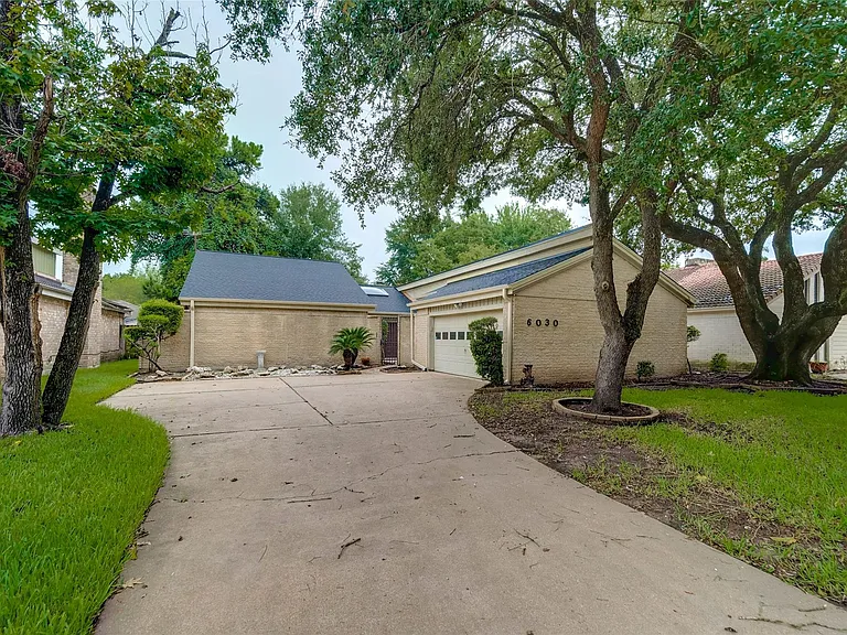 6030 Gallant Forest Dr — Photo 1