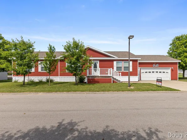 13611 Snapdragon Ln NE, Cedar Springs, MI 49319