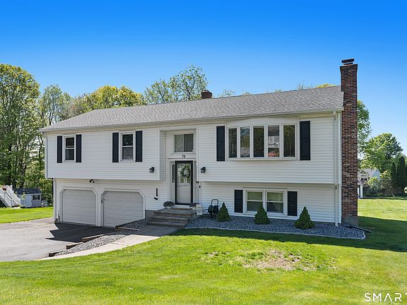 3rd image of 78 Shaw Farm Road