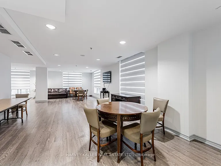 43 Eglinton Ave E #1101 — Photo 17