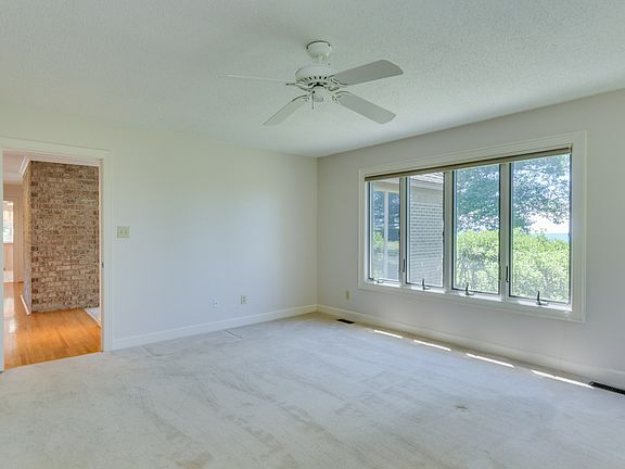 4th image of 3142 Butlers Bluff Dr