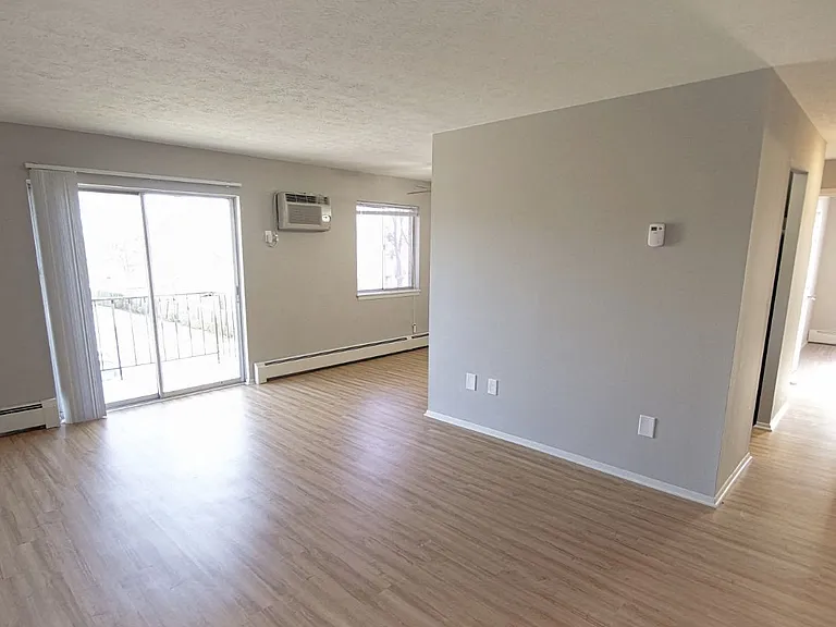 Westwood Apartments - SP Lafayette LLC — Photo 14