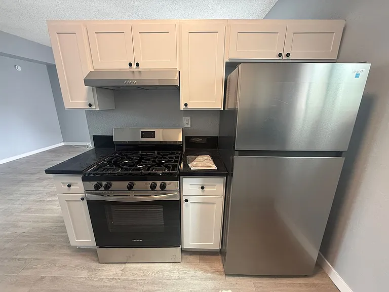 10207 Crenshaw Blvd — Photo 16