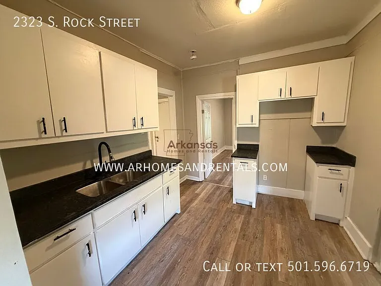 2323 S Rock St — Photo 5
