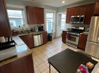 122 Calumet St #3B, Roxbury Crossing, MA 02120