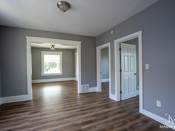 2nd image of 315 Woodlawn Ave Floor 2