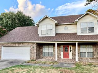 16 Winona Dr, Maumelle, AR 72113